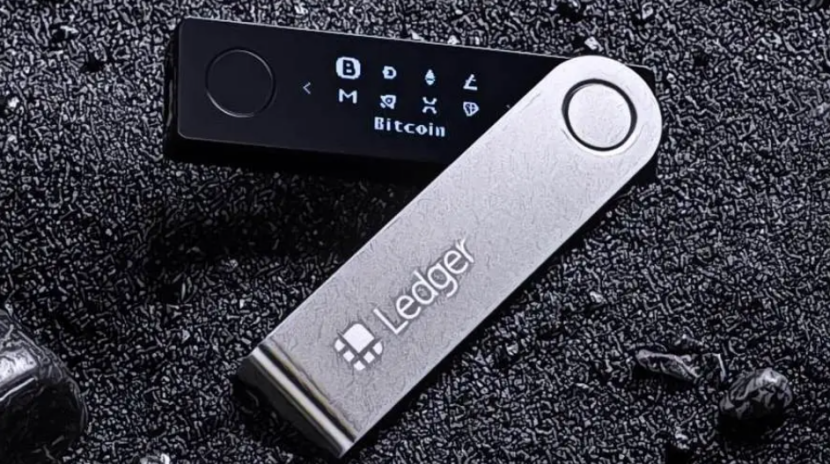 Ledger 推出全新加密和 NFT 硬件钱包，纪念推出 10 周年插图